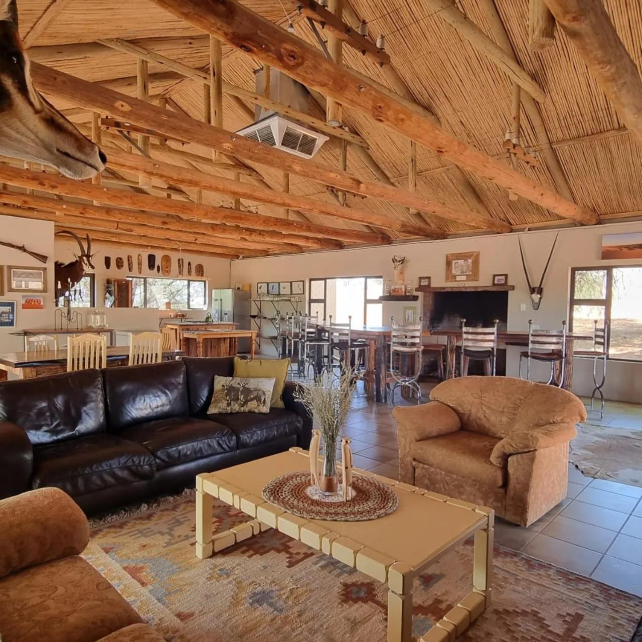 Zoutpanputs Game Lodge Askham Екстериор снимка
